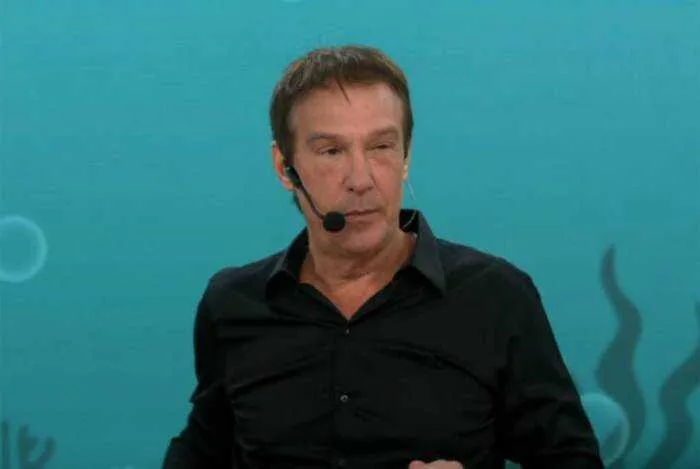  Emílio tem sido substituído por Daniel Zukerman