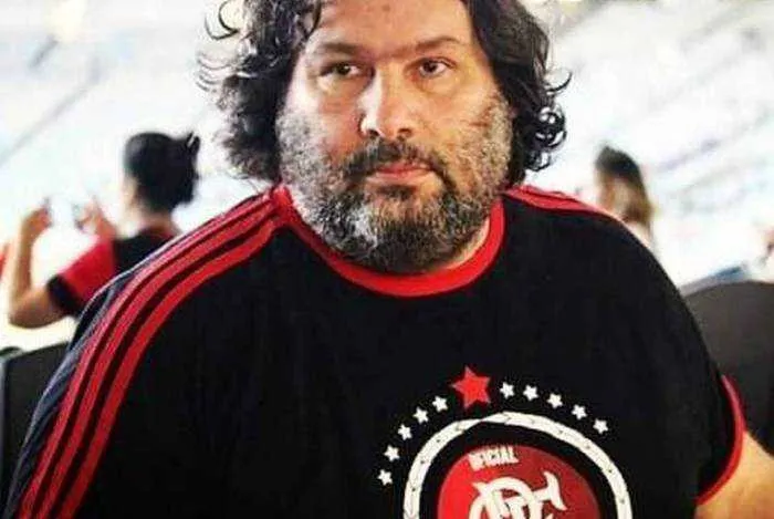 Sandro Rilho deu entrada no hospital na última segunda (30) e o seu estado é grave