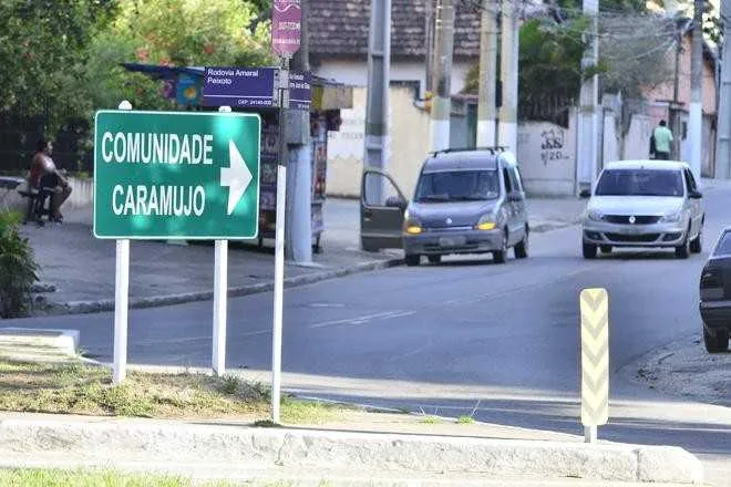 Localidade é controlada pela facção criminosa Comando Vermelho