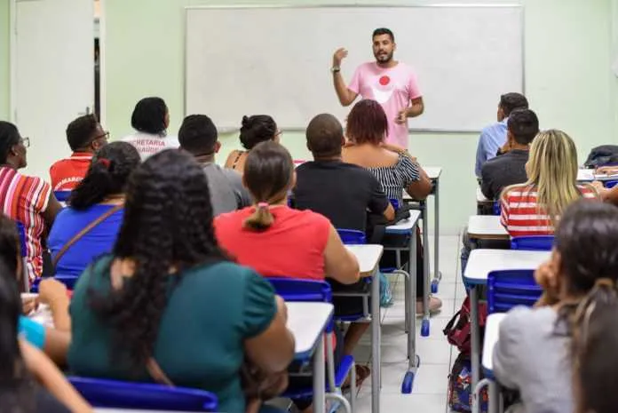 Vinculado à Secretaria de Educação, o Pré-Encceja é disponibilizado à população de Maricá desde 2018 
