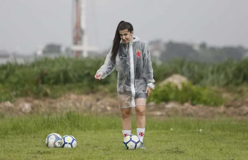 Jaqueane durante um dos treinamentos das Meninas da Colina antes da pandemia