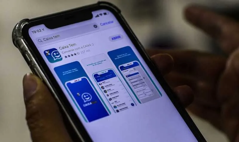 A Caixa tem disponibilizado o auxílio em uma poupança digital, acessível pelo aplicativo Caixa Tem