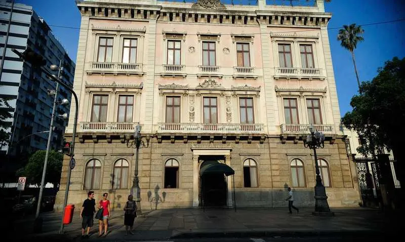 Imagem ilustrativa da imagem Polícia enviará acervo apreendido de terreiros ao Museu da República