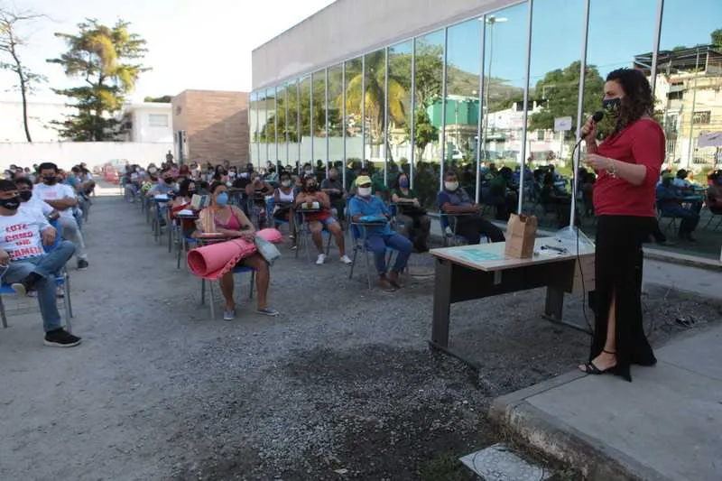 A partir de segunda-feira (27), eles estão autorizados a trabalhar nas ruas da cidade
