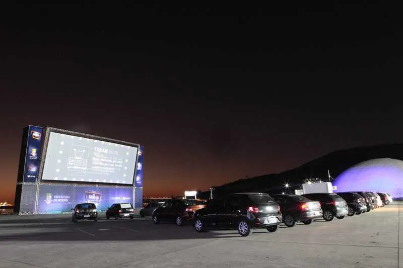 Drive in: sucesso em Niterói 