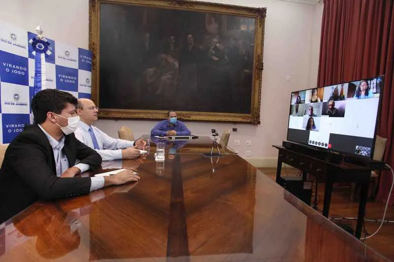  A orientação foi transmitida durante reunião por videoconferência 