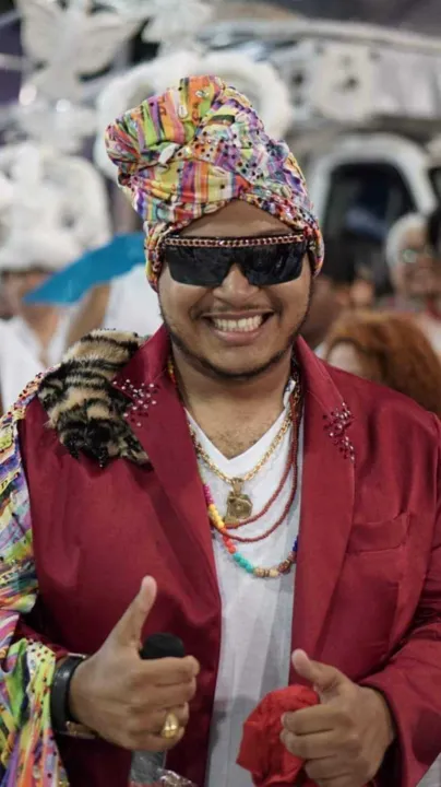 Ele fará o seu segundo ano como cantor oficial da agremiação