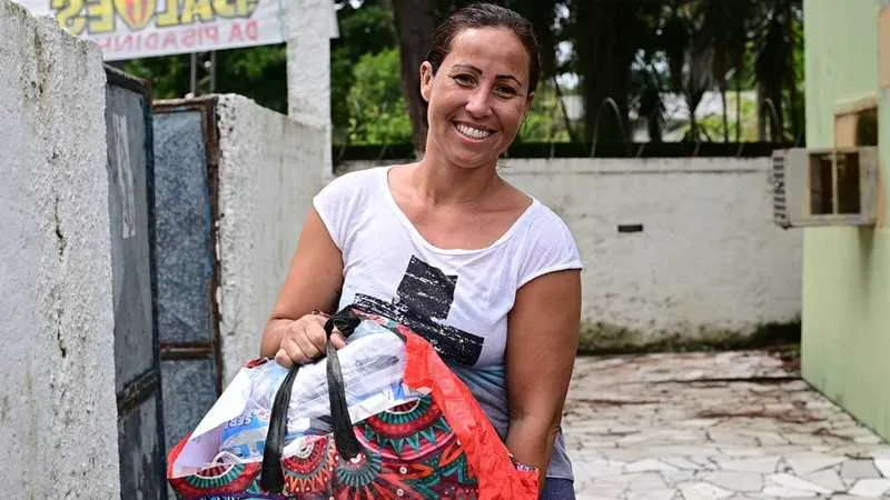 Doações foram entregues na sede do instituto e recebidas pelos alunos e seus familiares