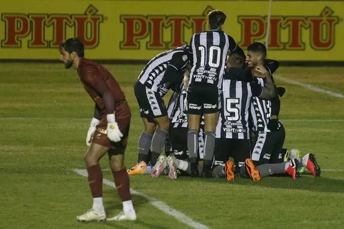 Equipe já havia vencido jogo de ida 
