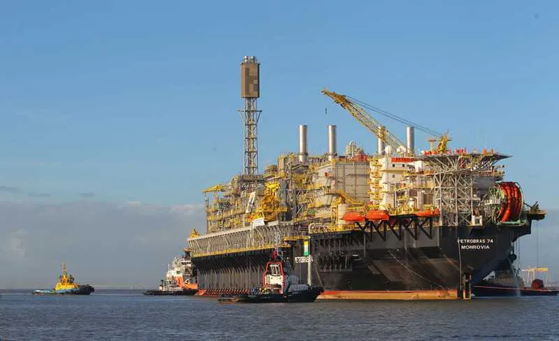 Imagem ilustrativa da imagem Petroleiros em plataforma a serviço da Petrobras estão com covid-19
