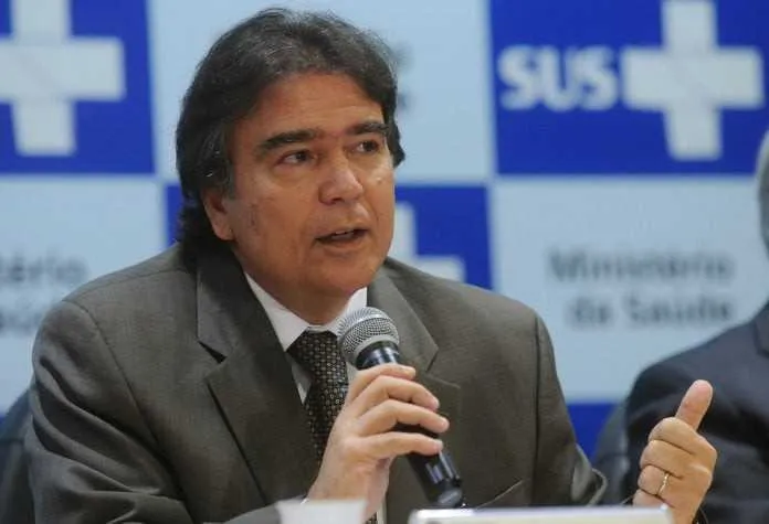 José Gomes Temporão é médico sanitarista e foi ministro da Saúde entre os anos de 2007 e 2011 durante o governo Lula