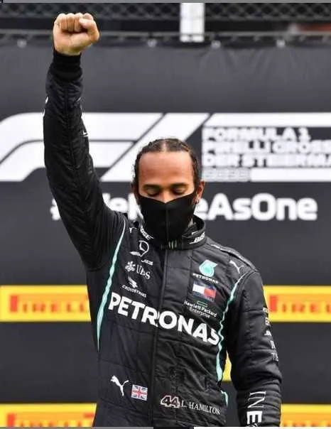 Imagem ilustrativa da imagem Hamilton vence GP da Estíria e mira em recorde de Schumacher