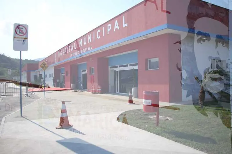 A farmácia está totalmente abastecida para o início do funcionamento
