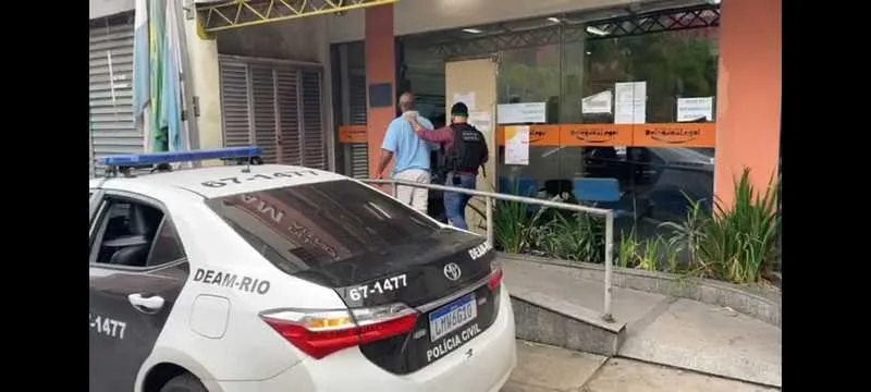 O acusado foi até a residência de sua ex-companheira com o intuito de reatar o relacionamento