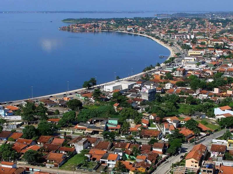 Pessoas que não moram no município também não podem circular 