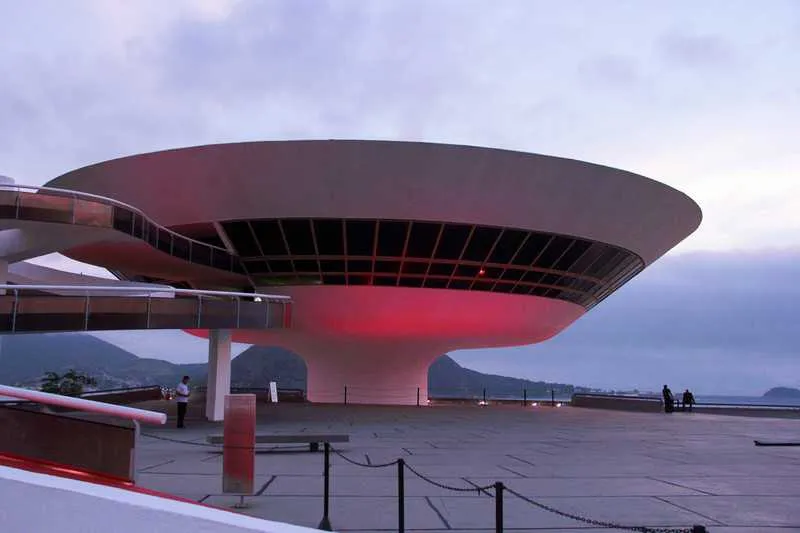 O museu permanece fechado à visitação pública.