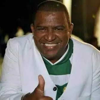 Nego faz a reestreia no Império Serrano  