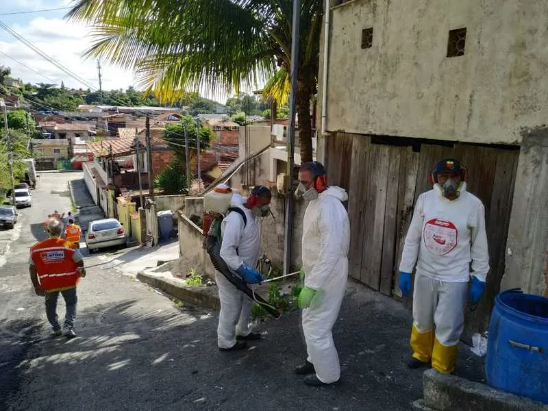 A comunidade do Cantagalo recebeu a visita dos agentes 