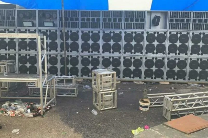 Todo equipamento de som foi apreendido