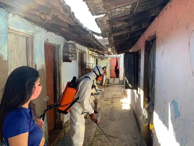 Voluntários se uniram para ajudar na luta contra a contaminação do coronavírus