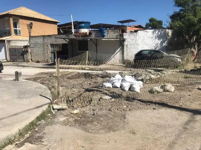 O consórcio responsável pelas obras de saneamento é acusado de deixar obras incompletas
