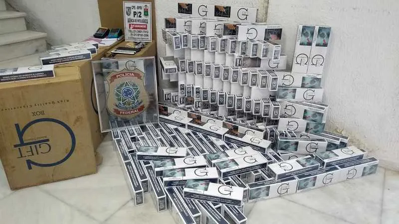 Material foi encontrado em depósitos na Rua Afonso Sales, no Apolo