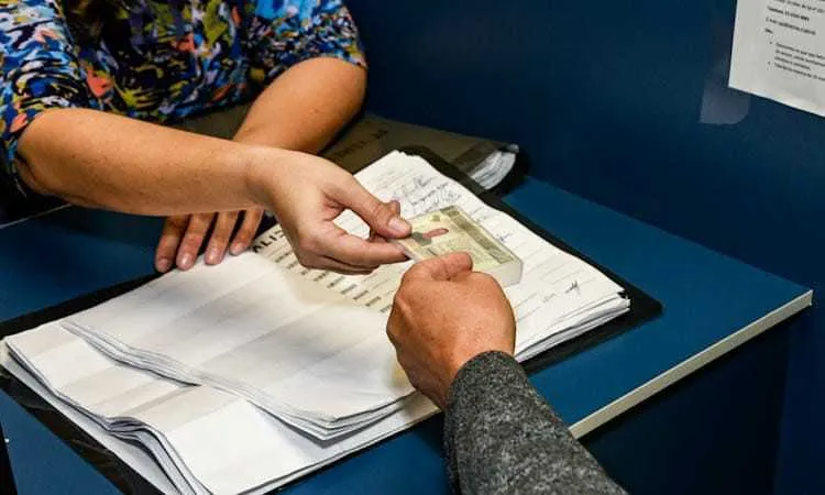 O departamento reforça que é obrigatório o uso de máscara para o atendimento