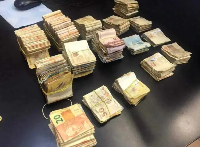 O caso foi registrado na 76ª DP ( Centro)