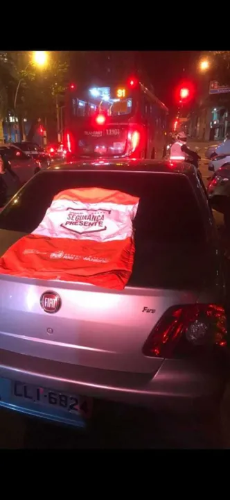 A dupla  foi conduzida para 76ª DP (centro).