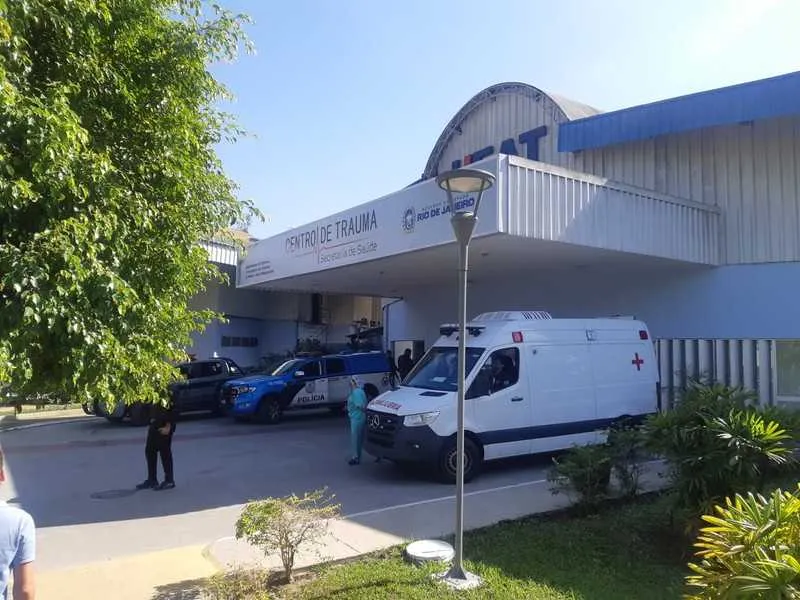 Feridos foram levados para o Hospital Alberto Torres 