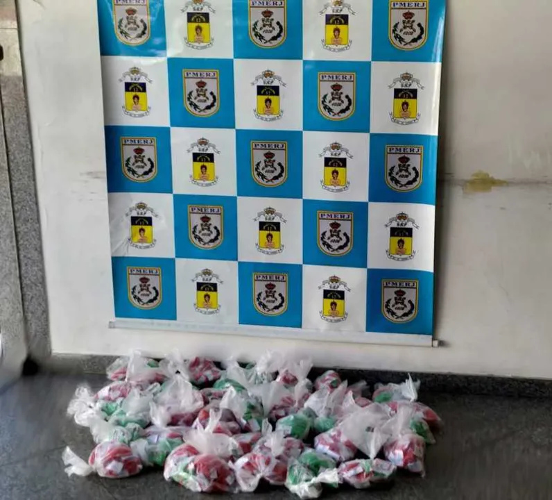 Imagem ilustrativa da imagem Carga de drogas avaliada em R$ 30 mil é apreendida em Maricá