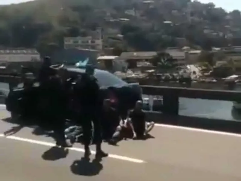 Segundo a polícia, o grupo é do Rio e foi para Niterói especificamente para cometer os roubos