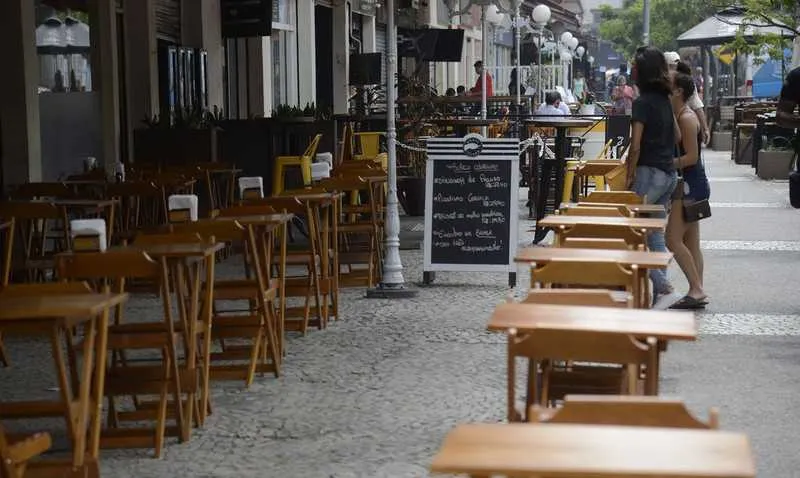 Imagem ilustrativa da imagem Comissão de Economia da Alerj debate impactos em bares e restaurantes