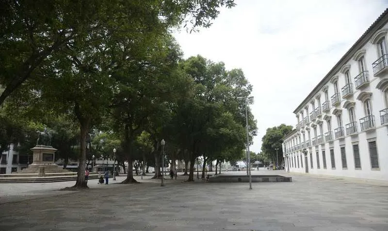 
Os documentos encaminhados ao governo e à prefeitura têm data de ontem (13), mas foram divulgado hoje(14) 