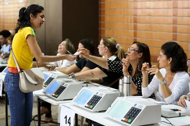 Estudantes que forem mesários podem ganhar até 80 horas de estágio