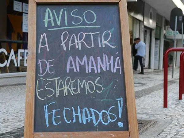 Imagem ilustrativa da imagem Bares e restaurantes fecham 20% de estabelecimentos durante pandemia