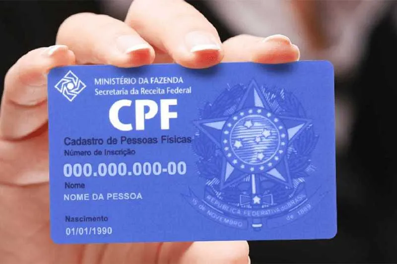 A Receita Federal volta a ressaltar que não é necessário comparecer às unidades de atendimento
