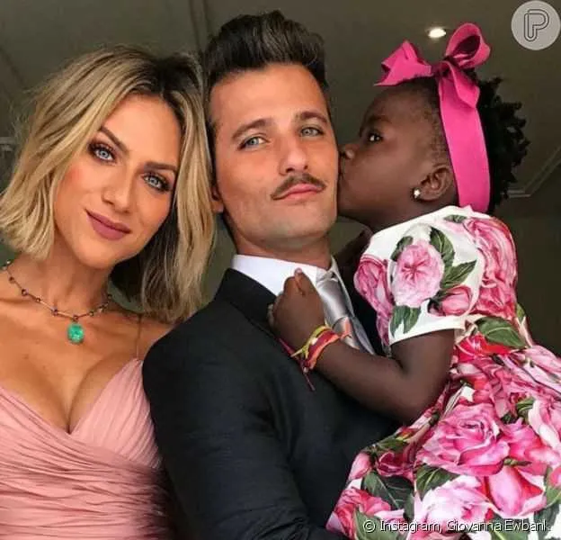 O casal é pai de Titi e Bless e a atriz está grávida do primeiro filho biológico do casal 