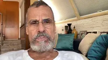 O bailarino informou seus seguidores na redes sociais nesta quarta-feira (22)