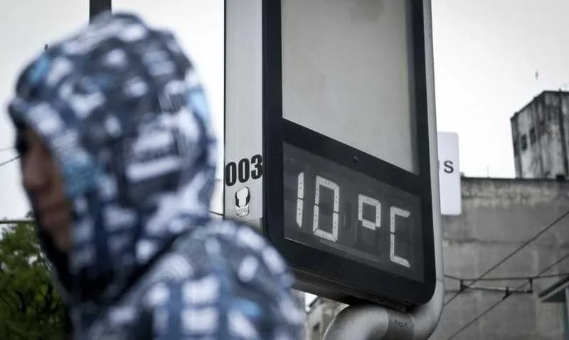 Opas alerta população para a chegada do inverno como fator que dificulta o combate à Covid-19
