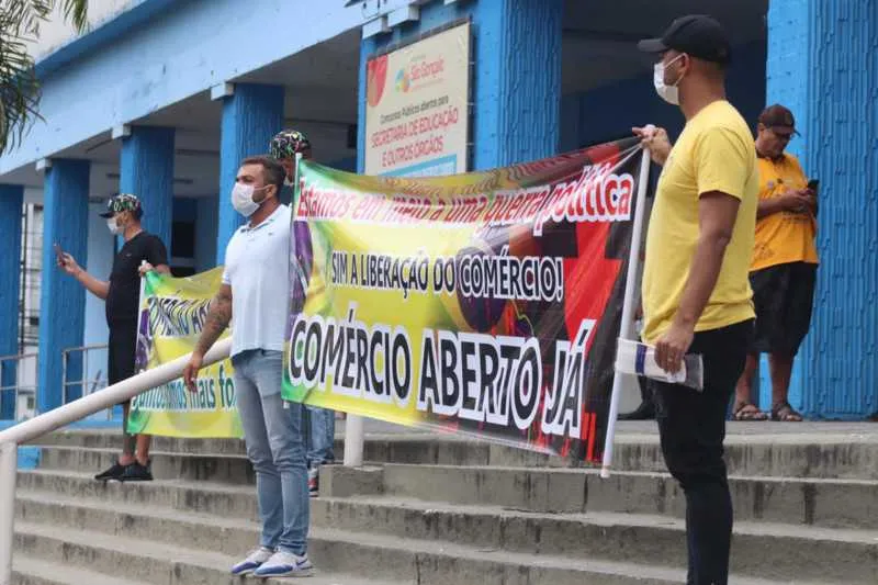 Comerciantes pedem a volta dos comércios na região durante pandemia