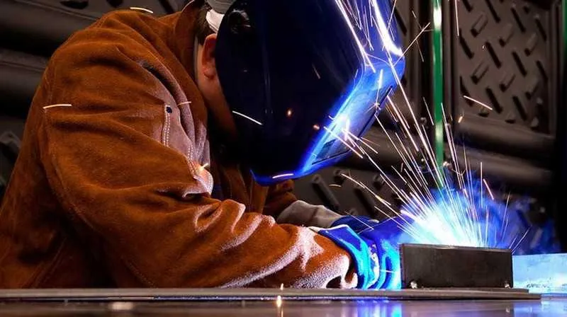 Imagem ilustrativa da imagem Alerj aprova incentivos fiscais ao setor metalmecânico