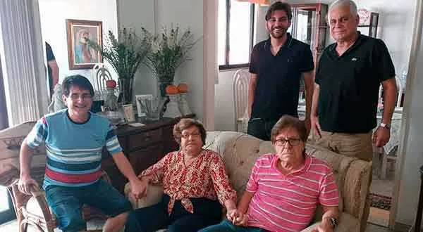 Delva era mãe do cantor e compositor Biafra  
