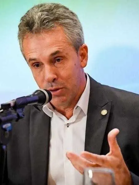 Deputado estava internado em um hospital Campos dos Goytacazes 