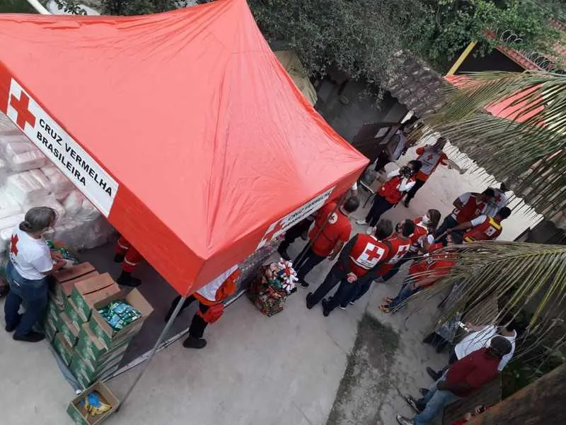 Imagem ilustrativa da imagem Cruz Vermelha distribui dois mil pacotes de fraldas descartáveis em SG