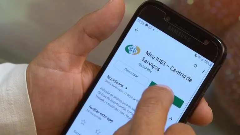 Basta preencher  o formulário disponível em portaldeservicos.economia.gov.br/atendimento/