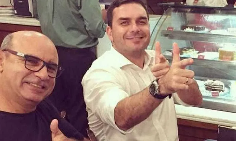Fabrício Queiroz foi assessor e motorista do senador Flávio Bolsonaro (PSL-RJ) até 2018