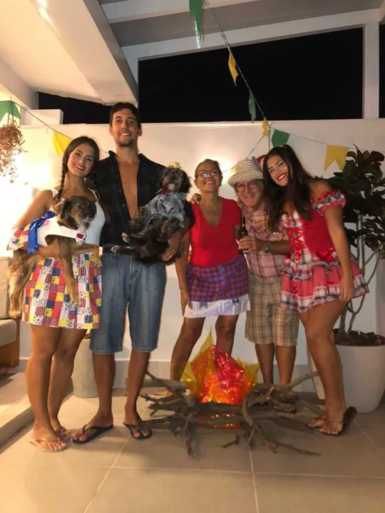 Na festa junina da família de Wanielle até os animais usavam roupas típicas da celebração