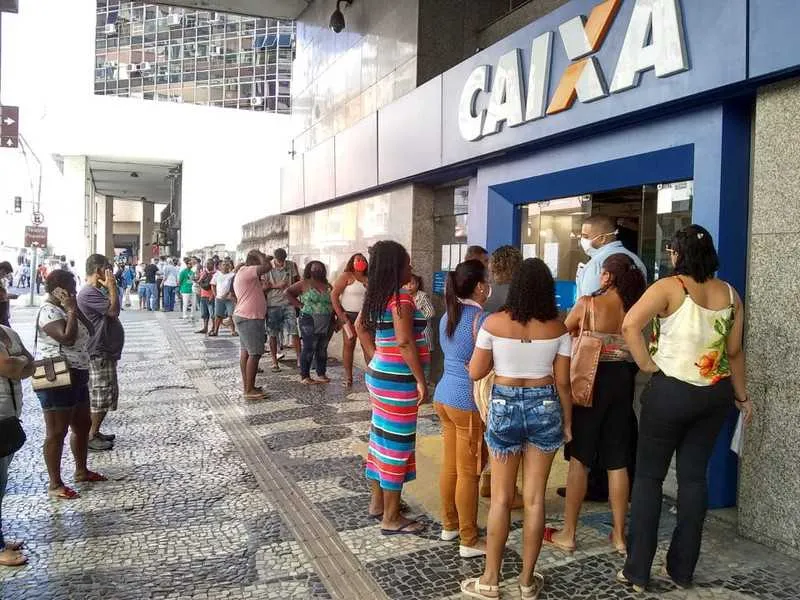 A partir de segunda, a Prefeitura prevê multas para estabelecimentos abertos que não se enquadram nos serviços essenciais.
