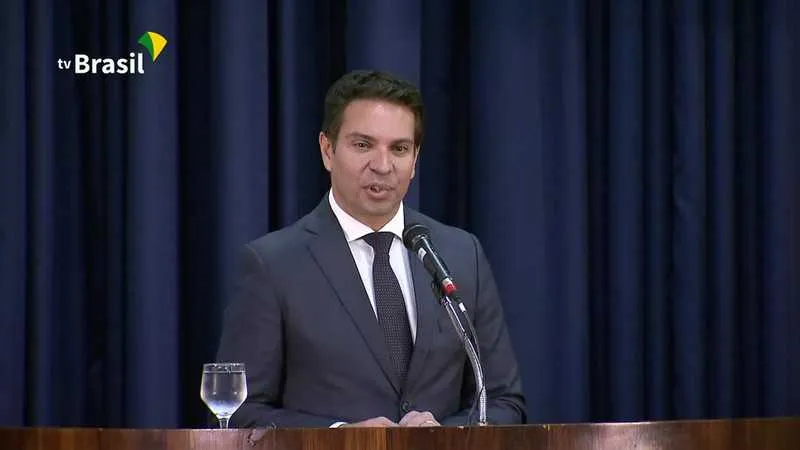 Delegado é amigo da família Bolsonaro